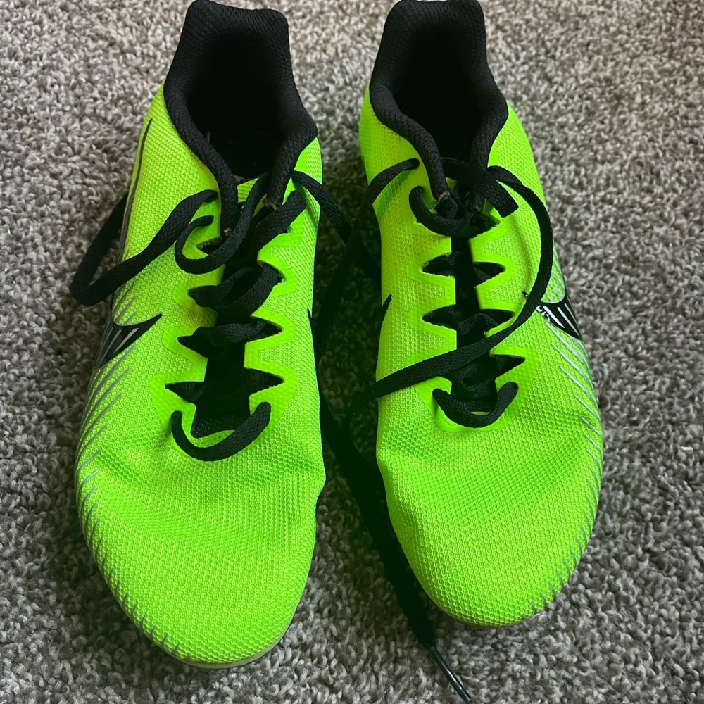 Kids size 4.5 Nike